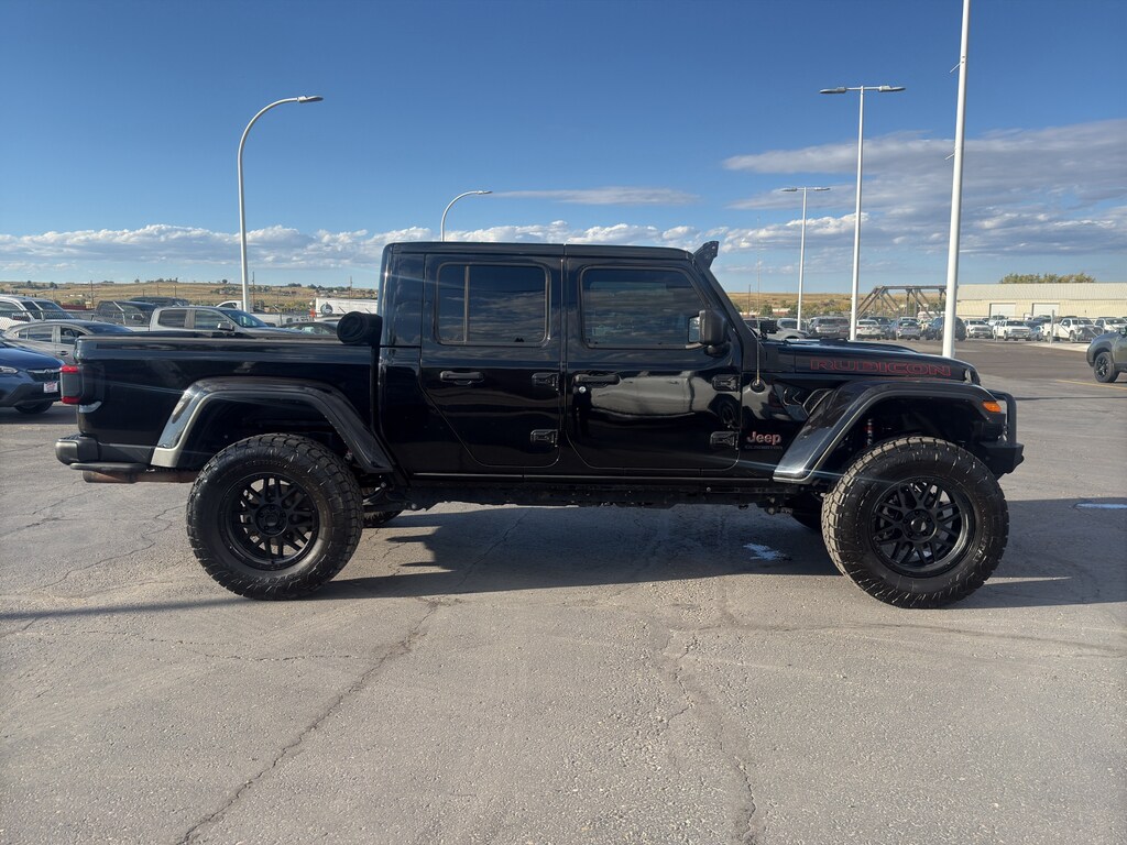 2020 Jeep Gladiator Rubicon photo 2