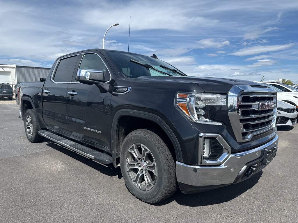 Used 2020 GMC Sierra SLT Crew Cab