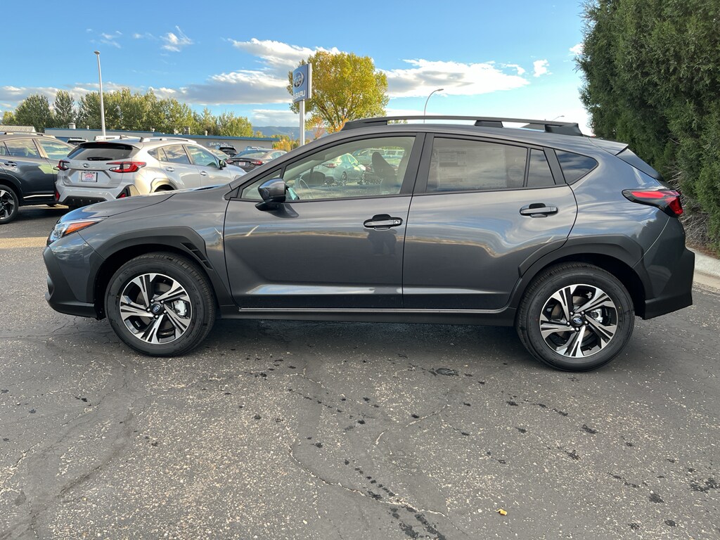 2025 Subaru Crosstrek Premium photo 2