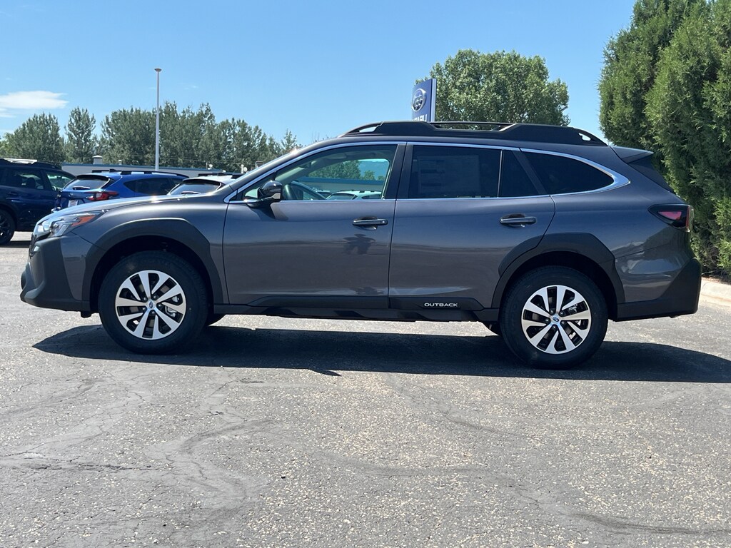2025 Subaru Outback Premium photo 2