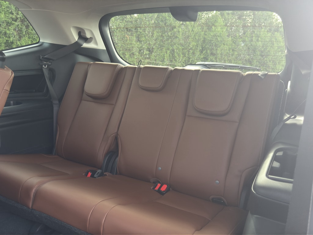 2026 Subaru Ascent Touring - Photo 17