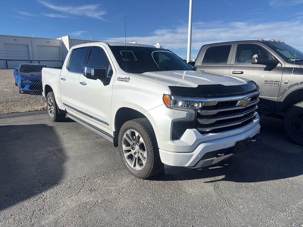 2023 Chevrolet Silverado 1500 High Country's photo