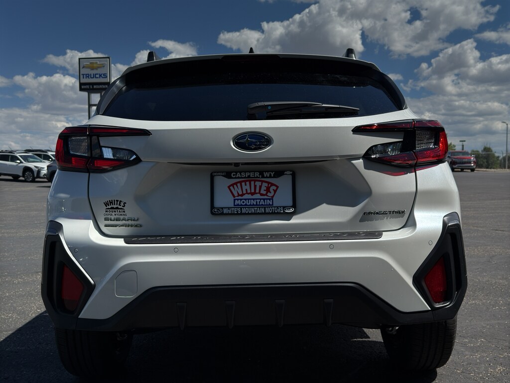 2025 Subaru Crosstrek Limited photo 4