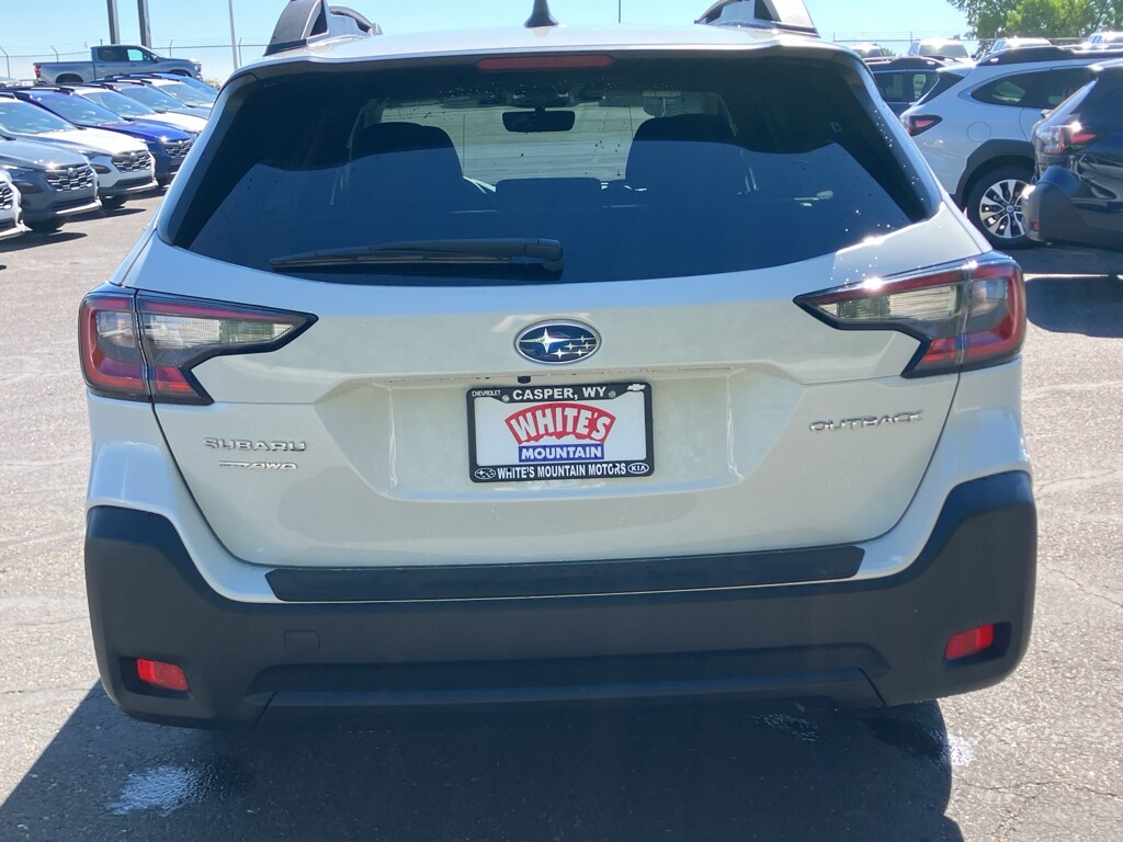 2025 Subaru Outback Premium photo 3