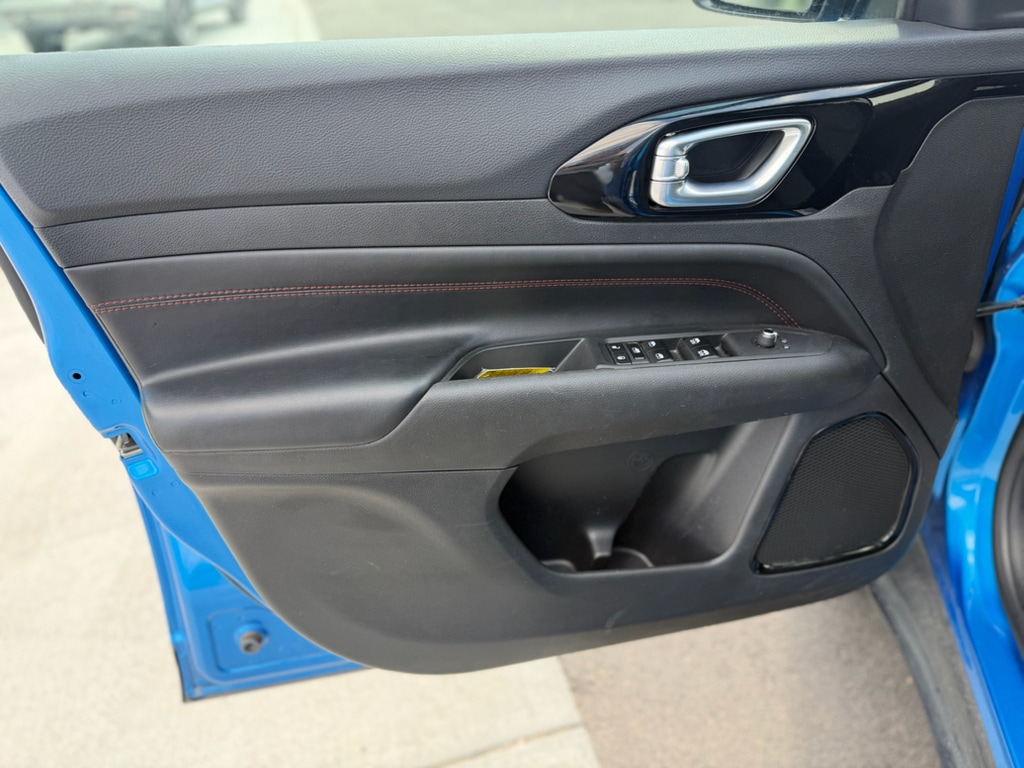 2025 Jeep Compass Trailhawk - Photo 16