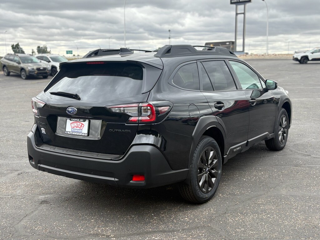 2025 Subaru Outback Onyx Edition photo 4