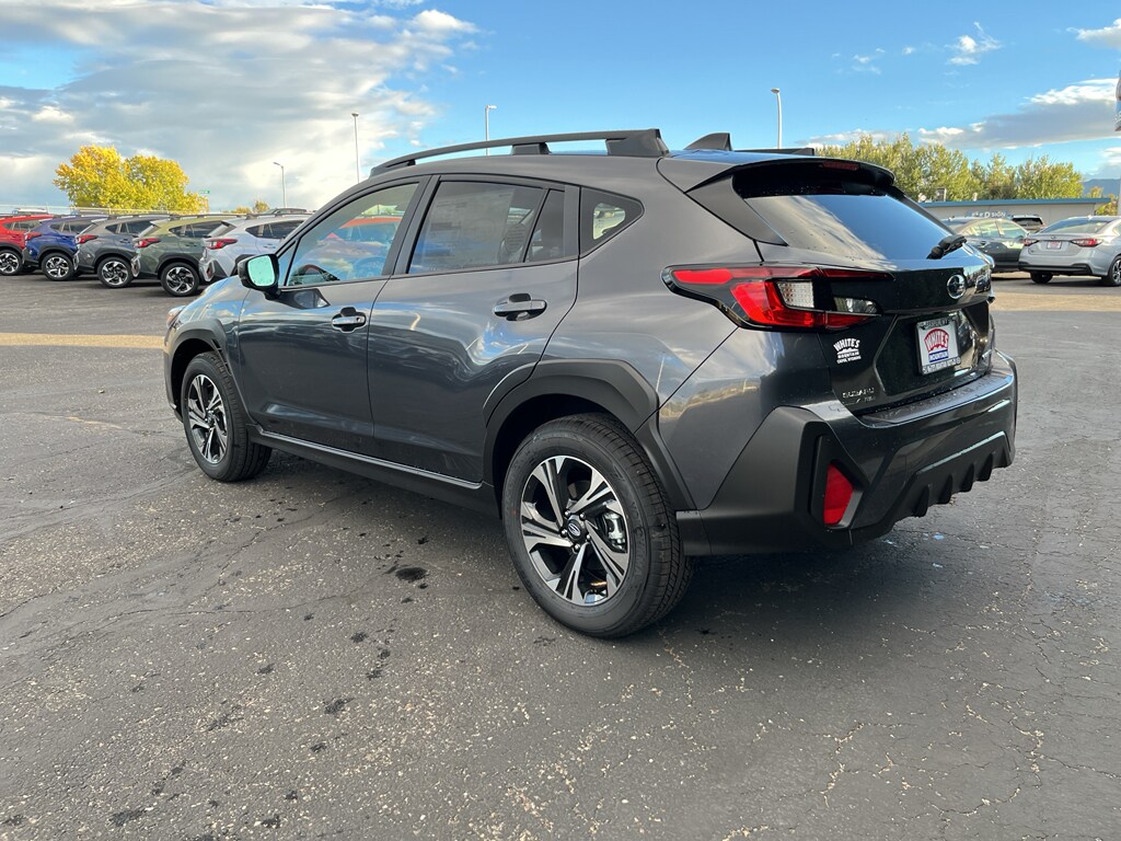 2025 Subaru Crosstrek Premium photo 3