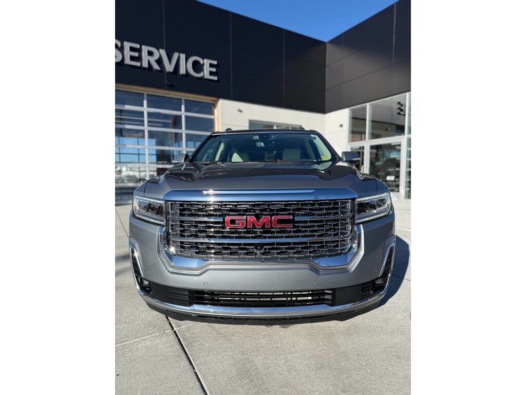 2023 Gmc Acadia Denali photo 2