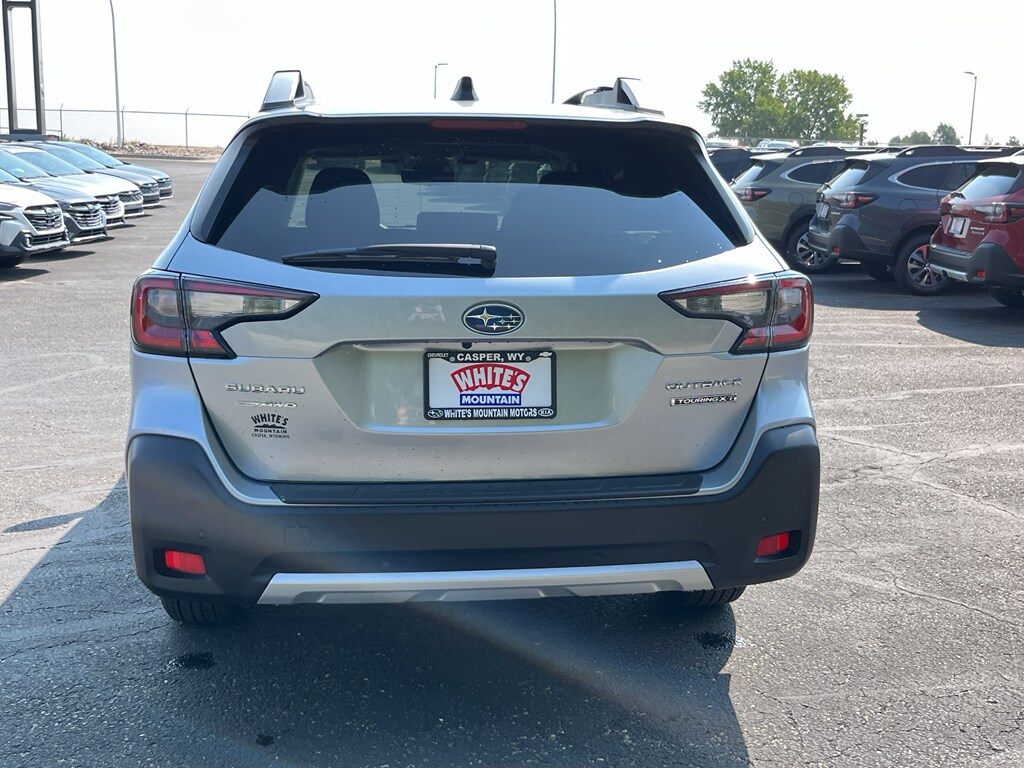 2025 Subaru Outback Touring XT photo 3