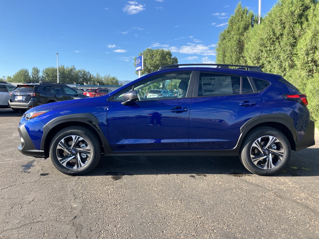 2025 Subaru Crosstrek Premium photo 2