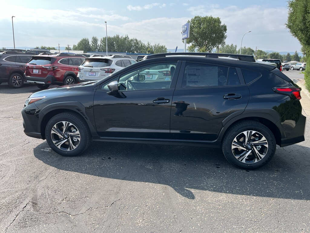 2025 Subaru Crosstrek Premium photo 2