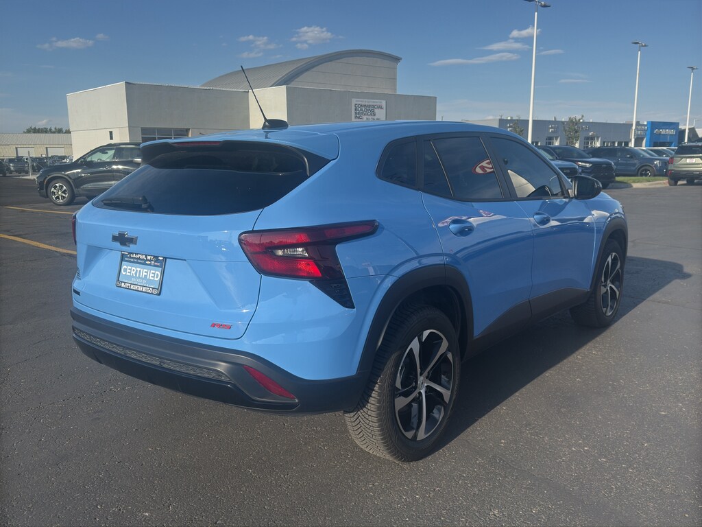 2024 Chevrolet Trax photo 3