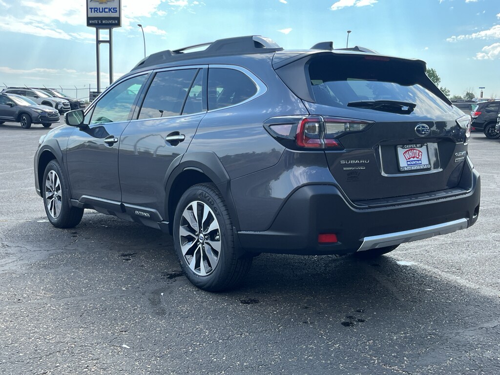 2025 Subaru Outback Touring XT photo 2