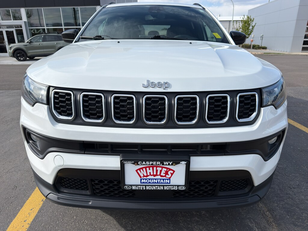Used 2024 Jeep Compass Latitude Sport Utility