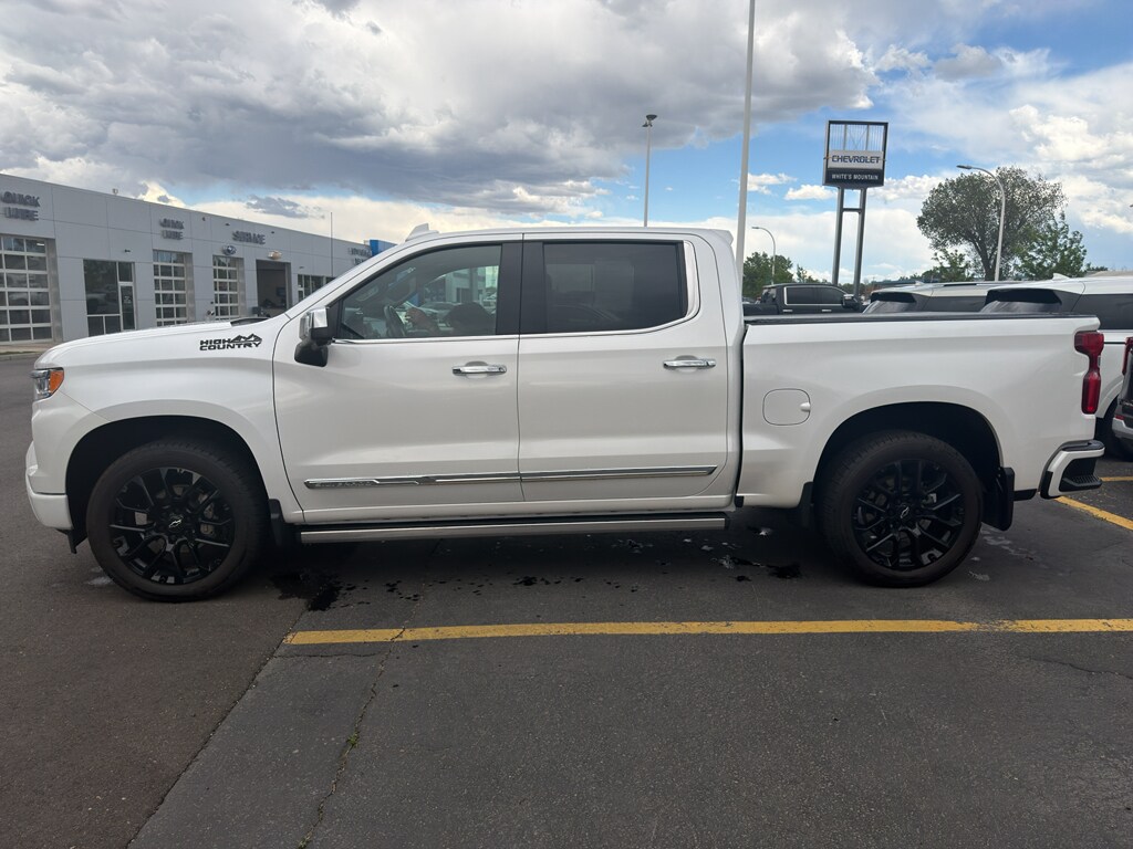 Used 2023 Chevrolet Silverado High Country Crew Cab