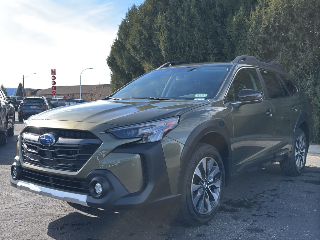 2025 Subaru Outback Limited's photo