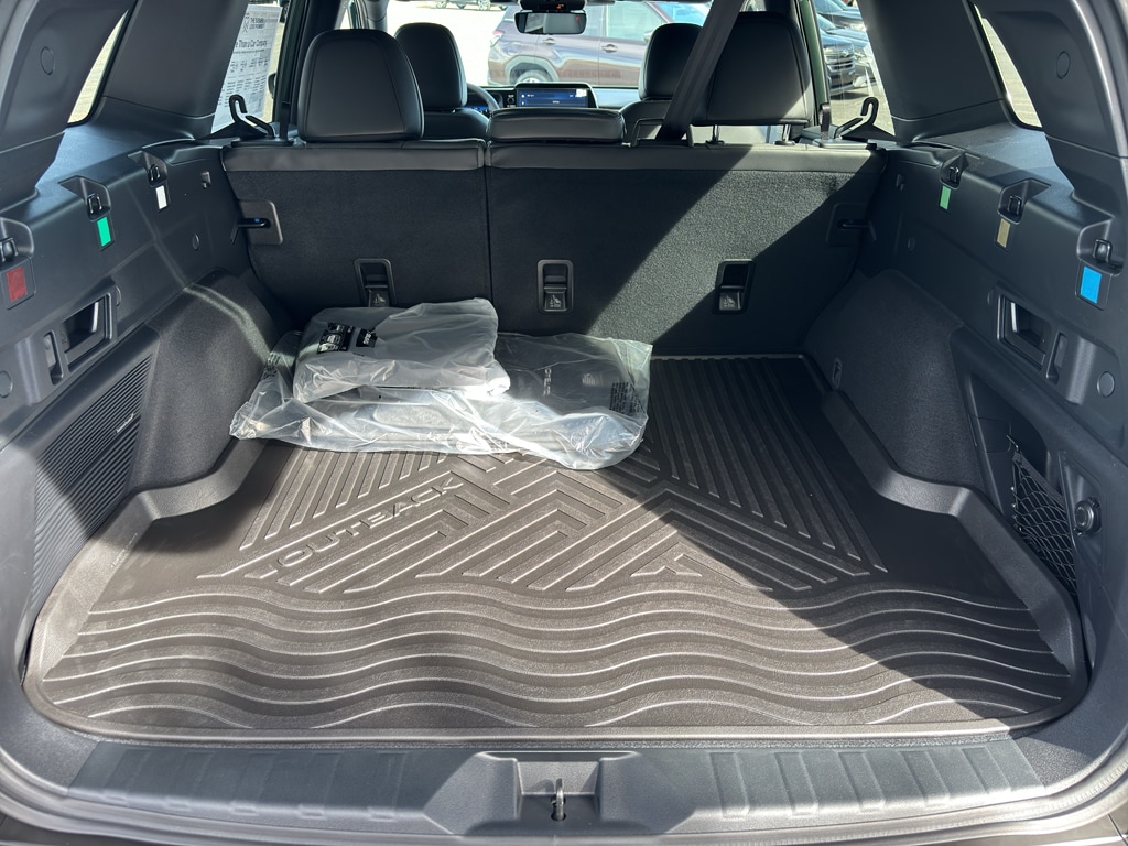 2026 Subaru Outback Limited - Photo 16