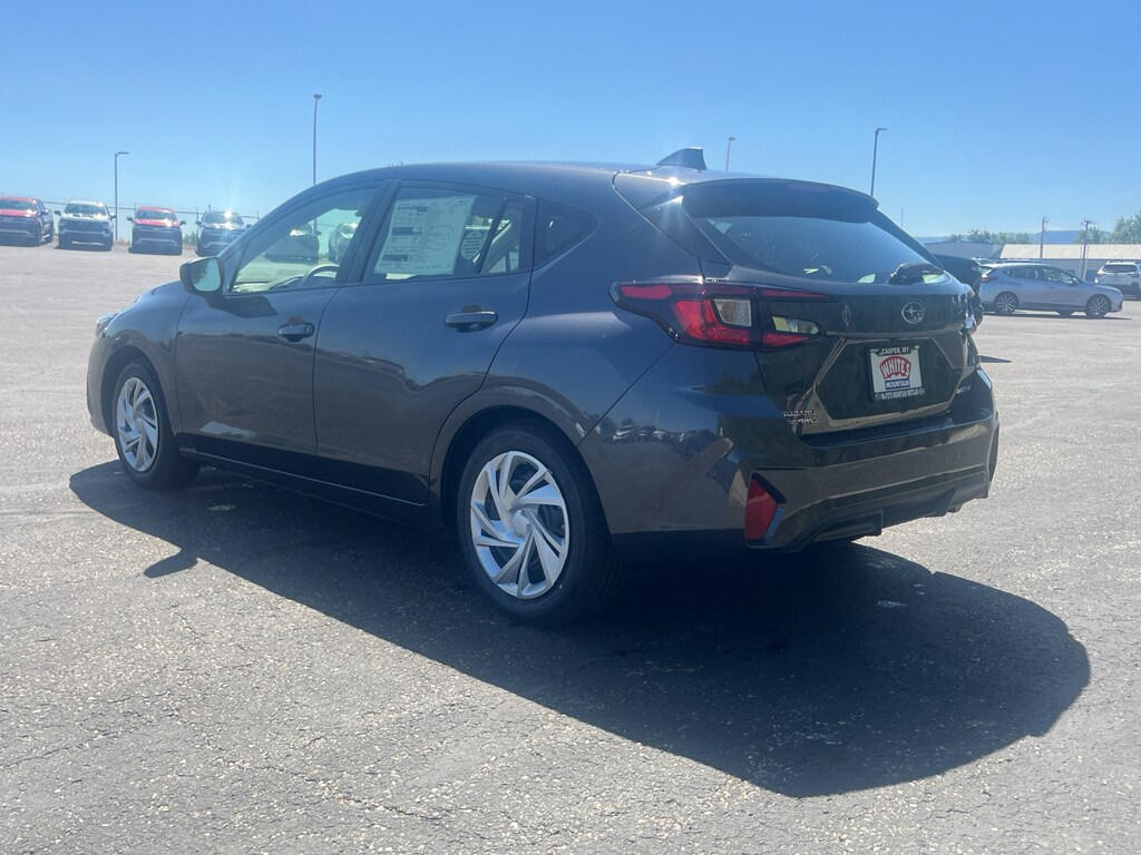 2025 Subaru Impreza Base photo 3