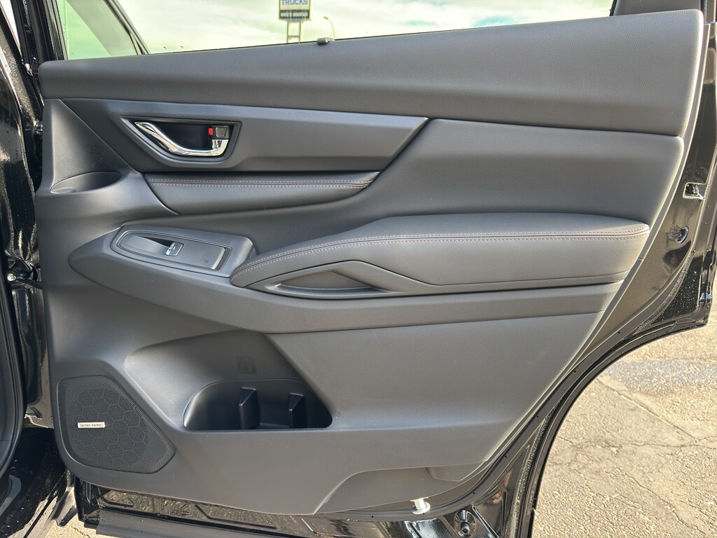 2026 Subaru Ascent Limited Bronze Edition - Photo 17