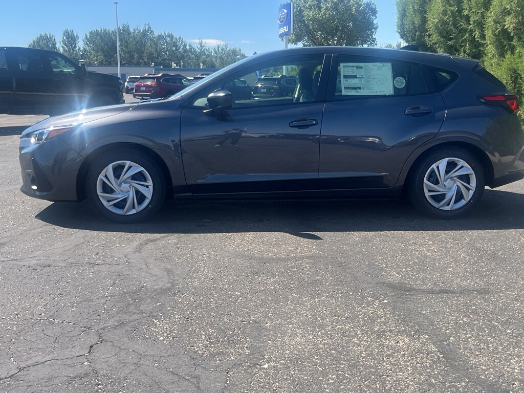 2025 Subaru Impreza Base photo 2