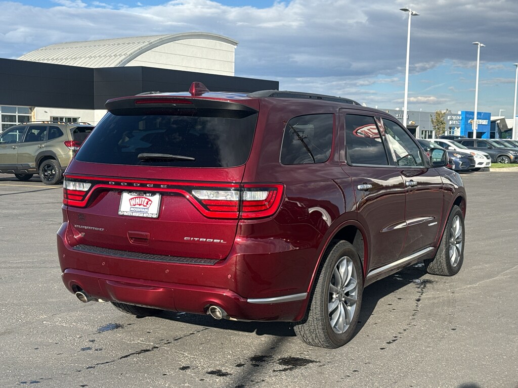 2022 Dodge Durango Citadel photo 3