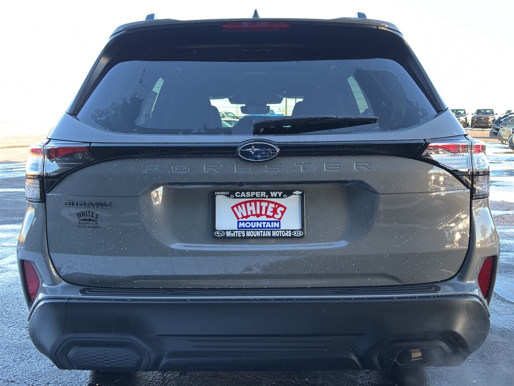 2026 Subaru Forester Premium Base photo 3