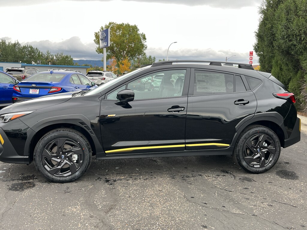 2025 Subaru Crosstrek Sport photo 2