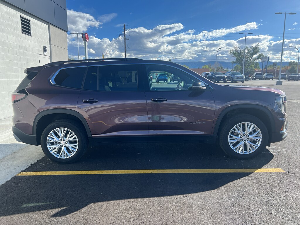 Used 2024 GMC Acadia AWD Elevation SUV