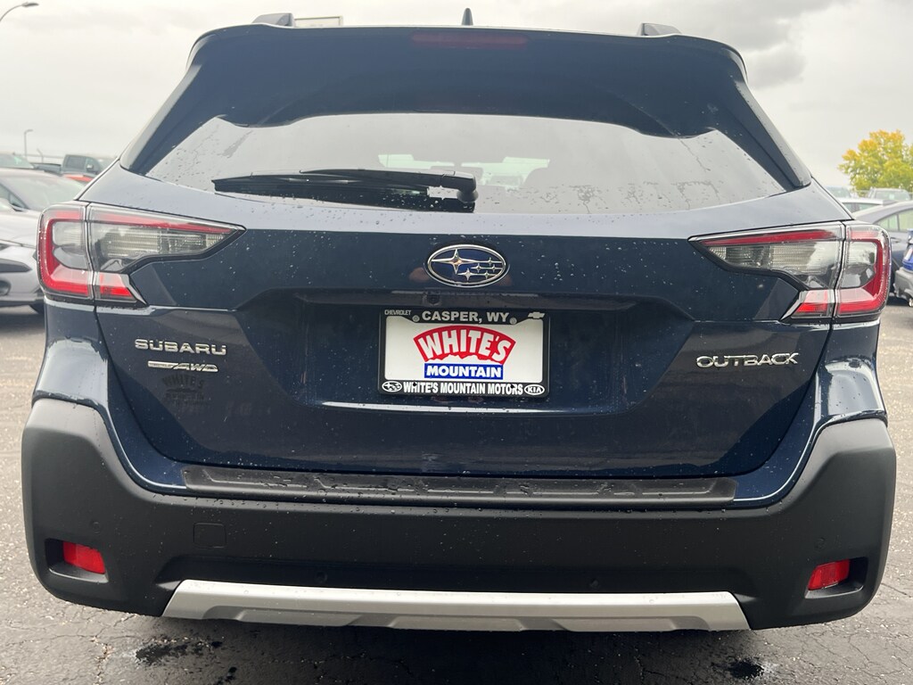 2025 Subaru Outback Limited photo 4