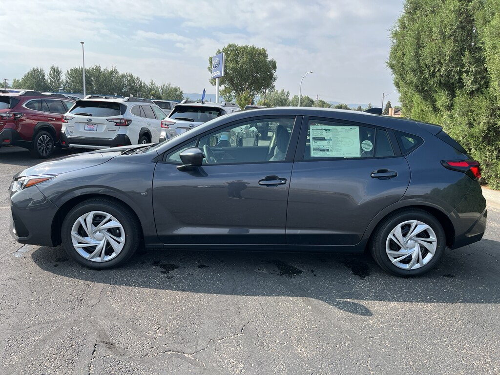2025 Subaru Impreza Base photo 2