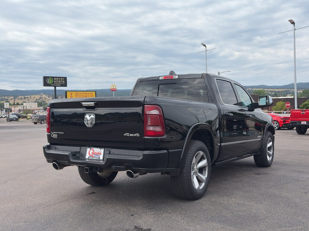 Used 2022 Ram 1500 Limited Crew Cab