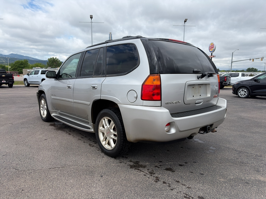 Used 2008 GMC Envoy Denali Sport Utility