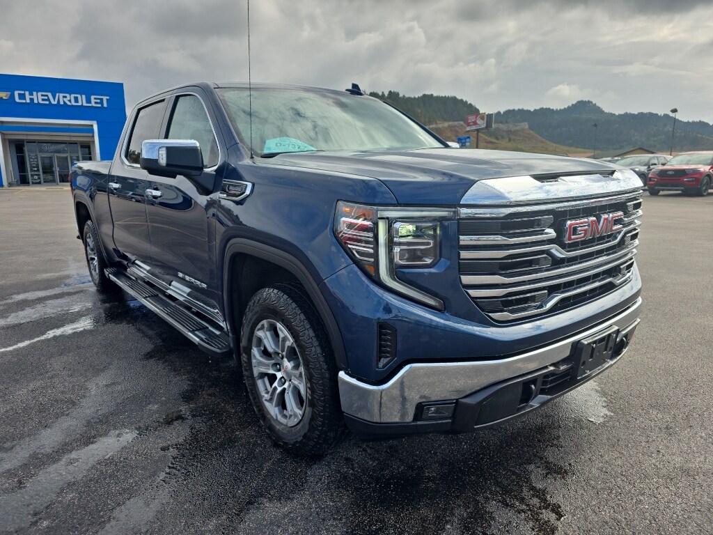 2022 Gmc Sierra 1500 SLT photo 4