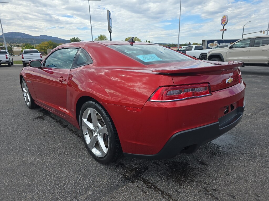 2015 Chevrolet Camaro SS photo 2