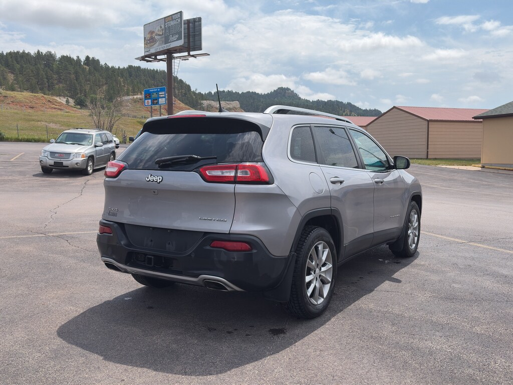 Used 2018 Jeep Cherokee Limited Sport Utility