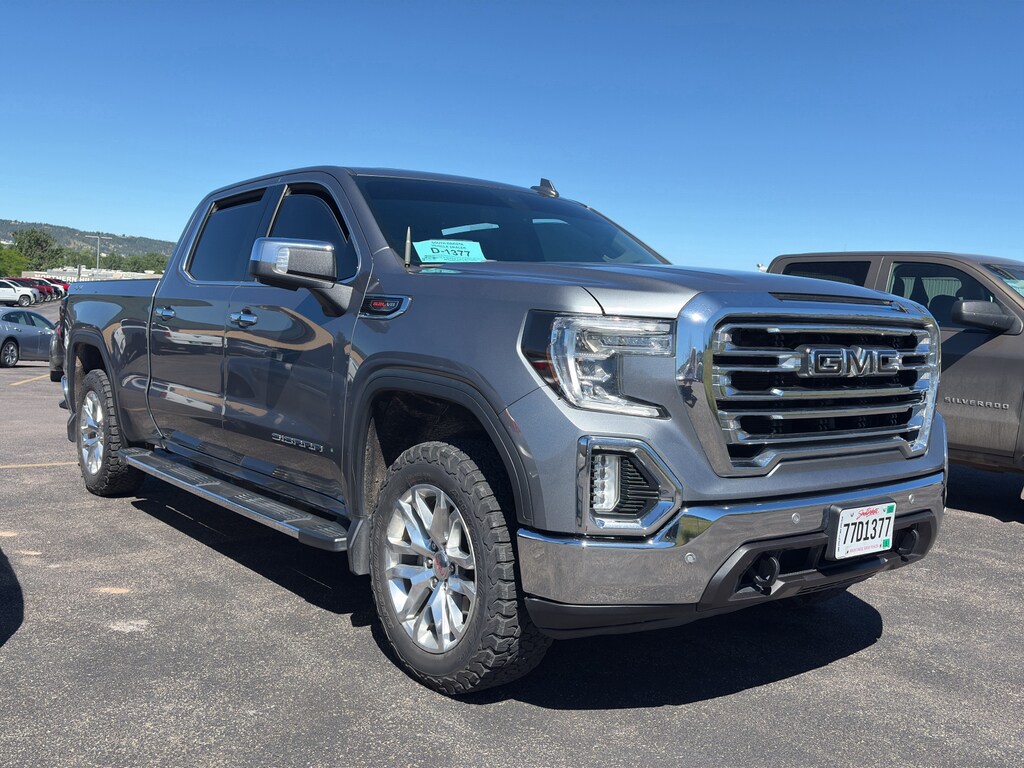 Used 2020 GMC Sierra SLT Crew Cab