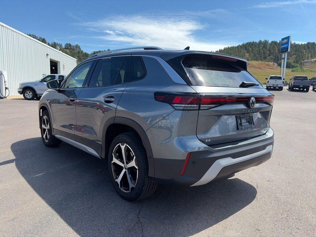 Certified 2026 Volkswagen Tiguan SE Sport Utility