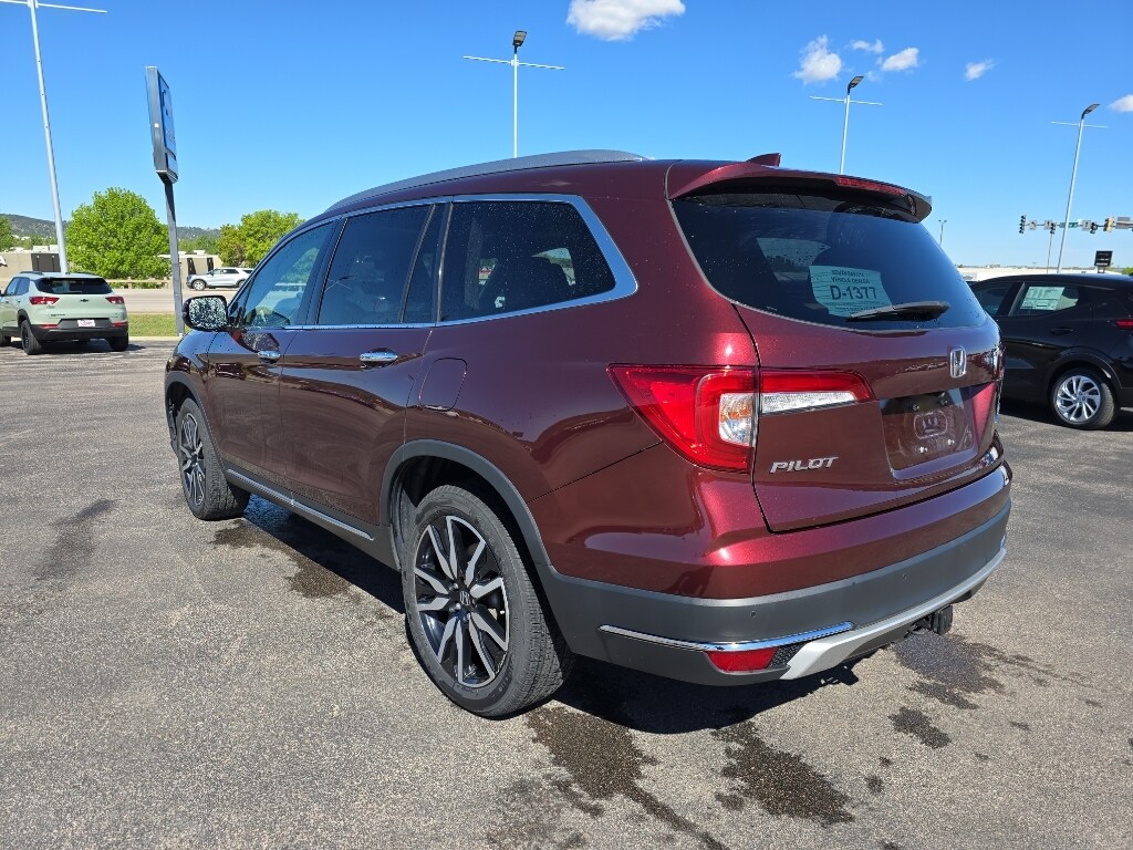 Used 2020 Honda Pilot Touring 8-Passenger Sport Utility