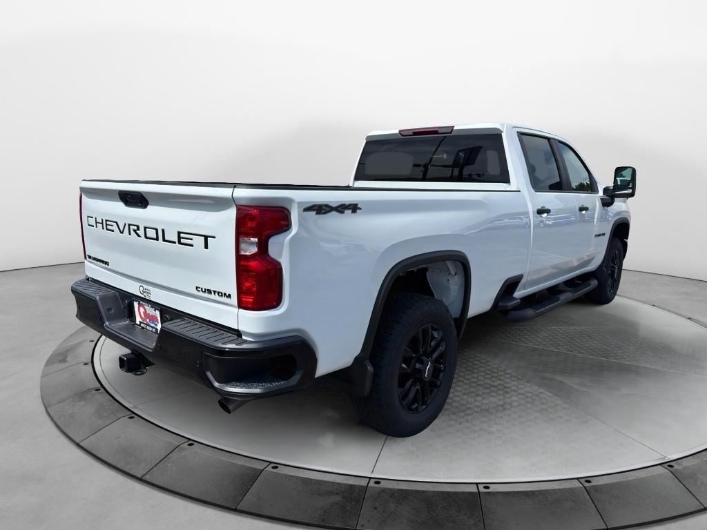 2025 Chevrolet Silverado 2500HD Custom photo 6