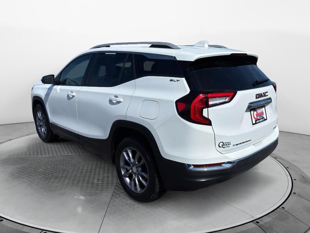 2024 Gmc Terrain SLT photo 3