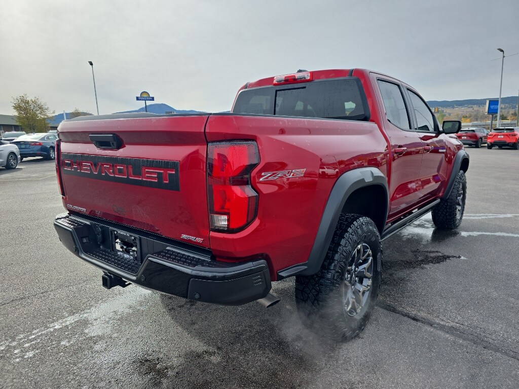 2024 Chevrolet Colorado ZR2 photo 3