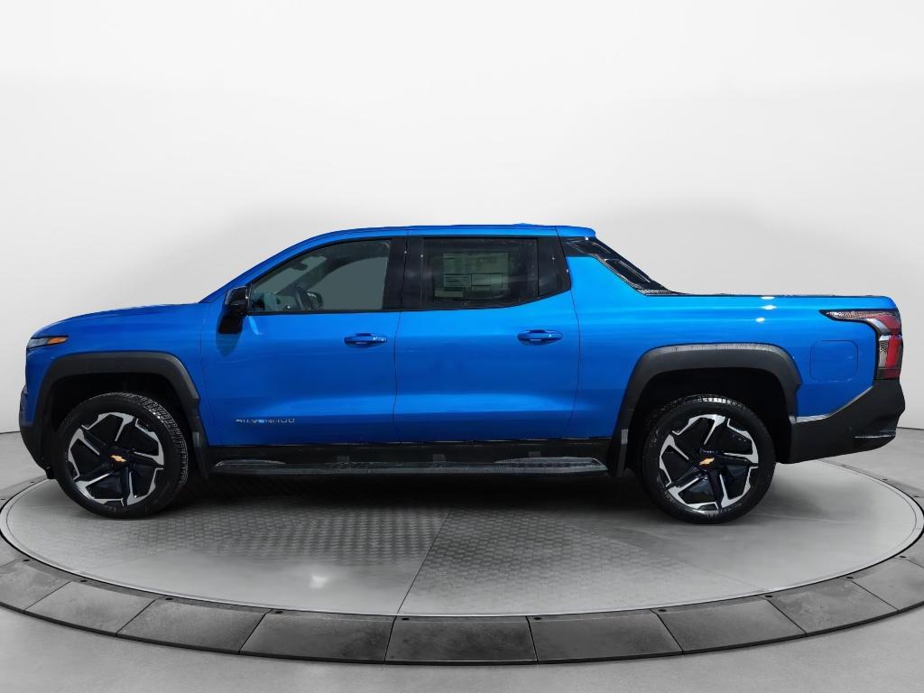 2025 Chevrolet Silverado EV LT photo 2