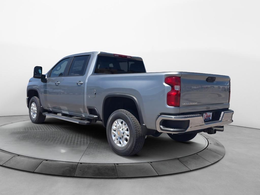 New 2026 Chevrolet Silverado LT Crew Cab