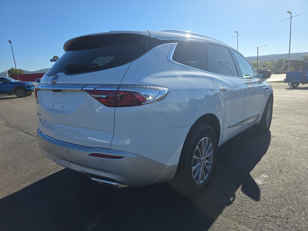 2024 Buick Enclave Premium photo 3