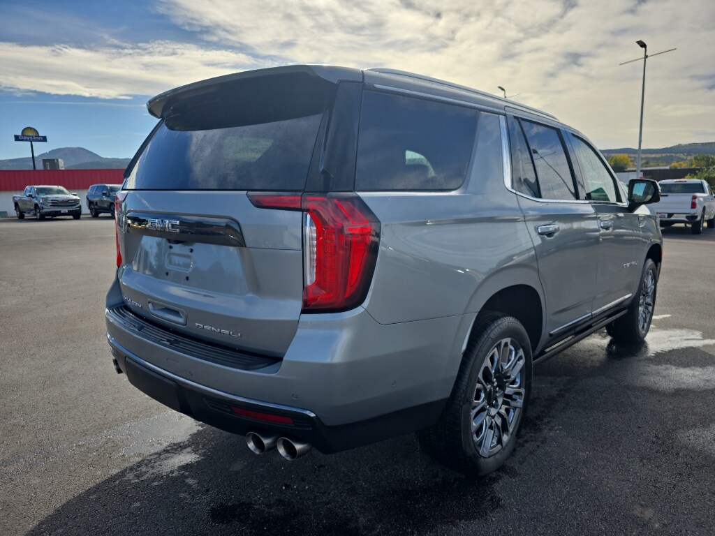 2024 Gmc Yukon Denali Ultimate photo 2