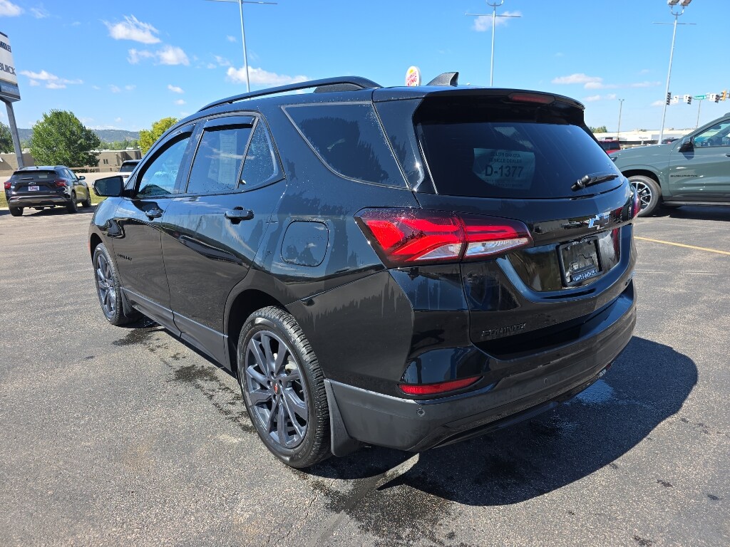 2024 Chevrolet Equinox RS photo 3