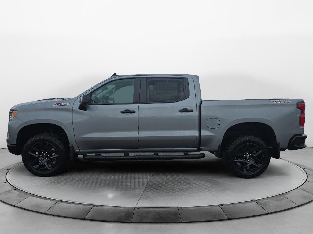 2025 Chevrolet Silverado 1500 LT Trail Boss photo 3
