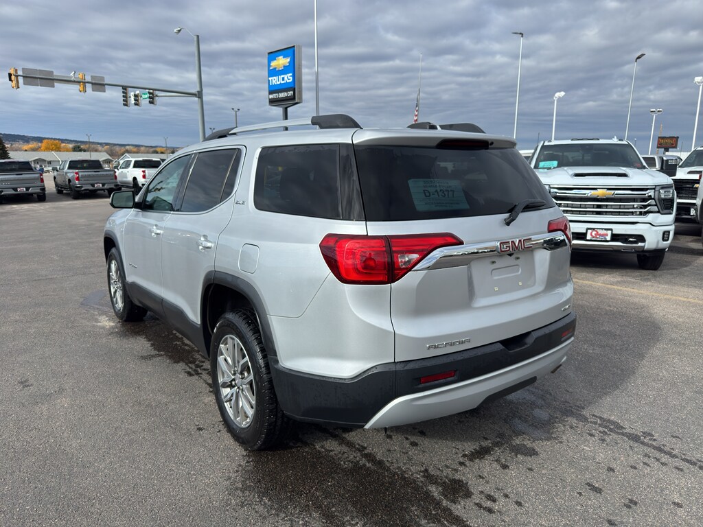 Used 2018 GMC Acadia SLE Sport Utility