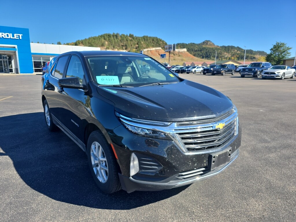 2024 Chevrolet Equinox LT photo 4