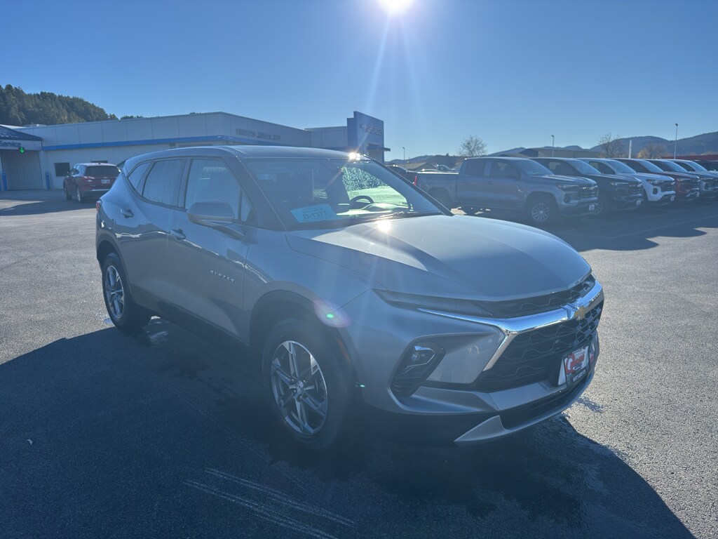 2025 Chevrolet Blazer 2LT photo 4